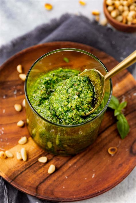 giada de laurentiis pesto sauce recipe|classico traditional basil pesto.